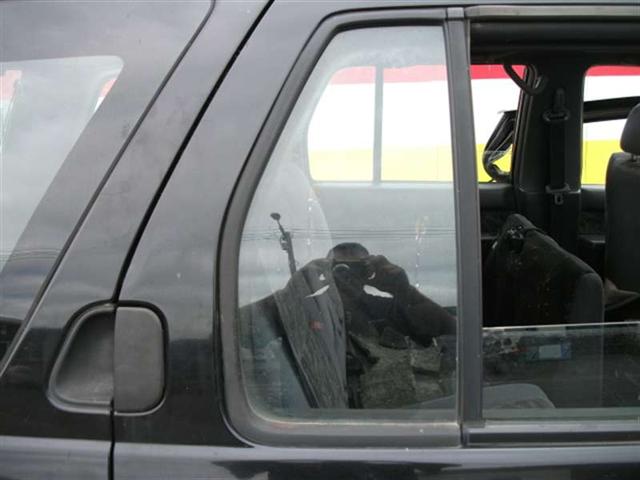 Nissan Pathfinder R50 1996-1999 RR Quarter Glass