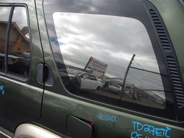 Nissan Terrano R50 1995-1999 LR Cargo Glass