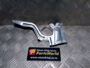Nissan Xtrail T32 4WD 2013-2022 L Bonnet Hinge