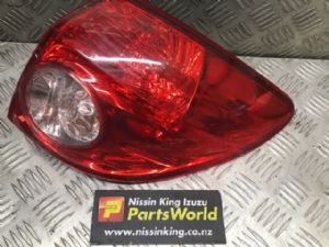Nissan Wingroad Y12 2005-2011 R Tail Light