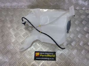Nissan NV200 VM20 2009-2013 Front Washer Bottle