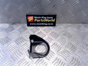Isuzu D Max TFS85 4WD 2012-12/2015 Front Body Mount