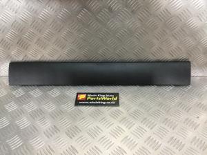 Isuzu D Max TFS40 4WD 2020-2022 LF Door Scuff Panel