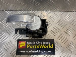 Nissan Navara D40 VSK 2006-04/2010 LF Door Interior Handle