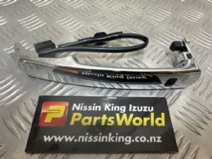 Nissan Xtrail T31 4WD 2008-2013 RF Door Exterior Handle
