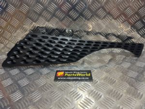 Nissan Juke F15 2012-on LH Grille