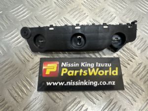 Nissan Xtrail T33 2022-on RF Bumper Retainer
