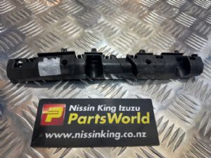 Nissan NV200 VM20 2009-2013 RF Bumper Retainer