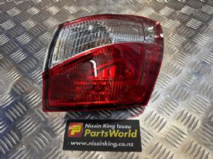 Nissan Qashqai J10 Qashqai Facelift 01/10-2013 R Tail Light