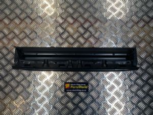 Nissan Caravan Homy E26L 2018-on Rear Bumper Step