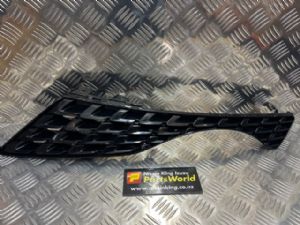 Nissan Juke F15 2012-on LH Grille