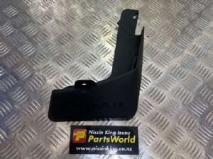 Nissan Xtrail T32 4WD 2013-2022 RR Mudflap