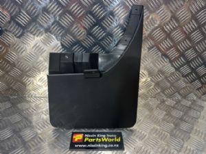 Nissan Navara D23 MNT 08/2015-2021 RR Mudflap