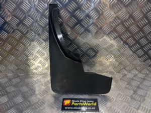 Nissan Navara D23 MNT 08/2015-2021 LF Mudflap