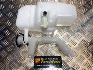 Nissan Navara D22 4WD 2002-2007 Front Washer Bottle