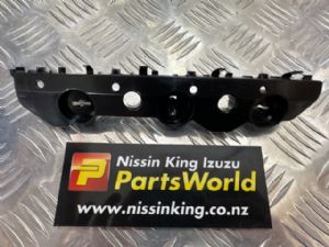 Nissan Serena C27 2016-2023 LF Bumper Retainer