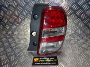 Nissan March K13 2010-2012 R Tail Light