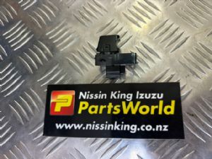 Nissan Qashqai J12 2022-2026 LF Window Switch