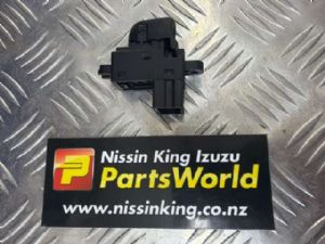 Nissan Leaf ZE1 2018-on RR Window Switch