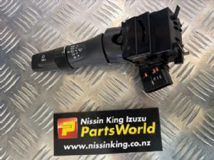 Isuzu D Max TFS85 4WD 2017--> Wiper Switch