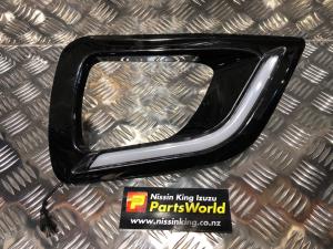 Nissan Navara D23 MNT 4WD 08/2015-2021 R Spotlight Bezel