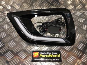 Nissan Navara D23 MNT 4WD 08/2015-2021 L Spotlight Bezel