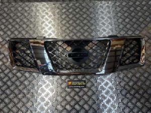Nissan Navara D40 MNT 4WD 2010-2015 Grille