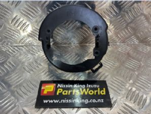 Nissan Navara D40 VSK 2006-04/2010 R Spotlight Bracket