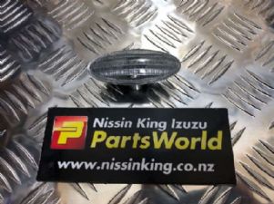 Nissan Bluebird Sylphy B17 2012-2016 Guard repeater light