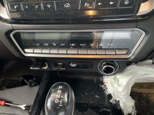 Isuzu D Max TFS40 4WD 2020-2022 Heater Controls