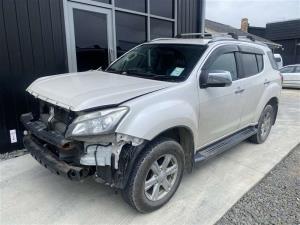 Isuzu MU-X UCS85 2012-2017