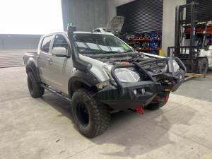 Isuzu D Max TFS85 4WD 2017-->