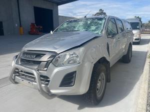 Isuzu D Max TFS85 4WD 2017-->